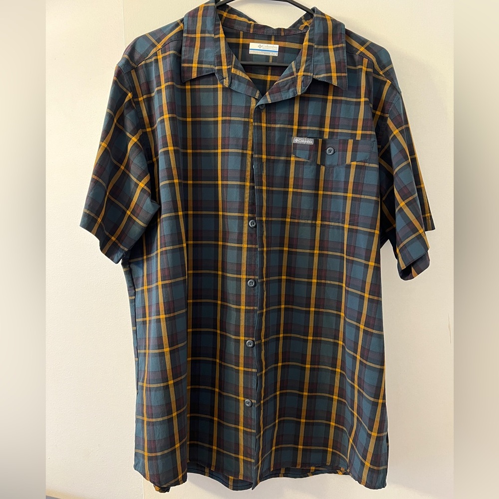 Columbia Button Shirt